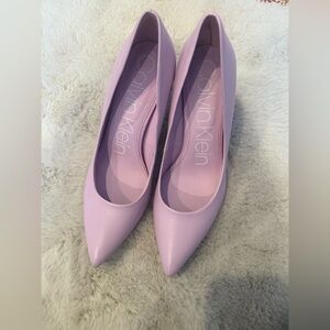 Calvin Klein Pastel Lilac Pointed Toe Pumps